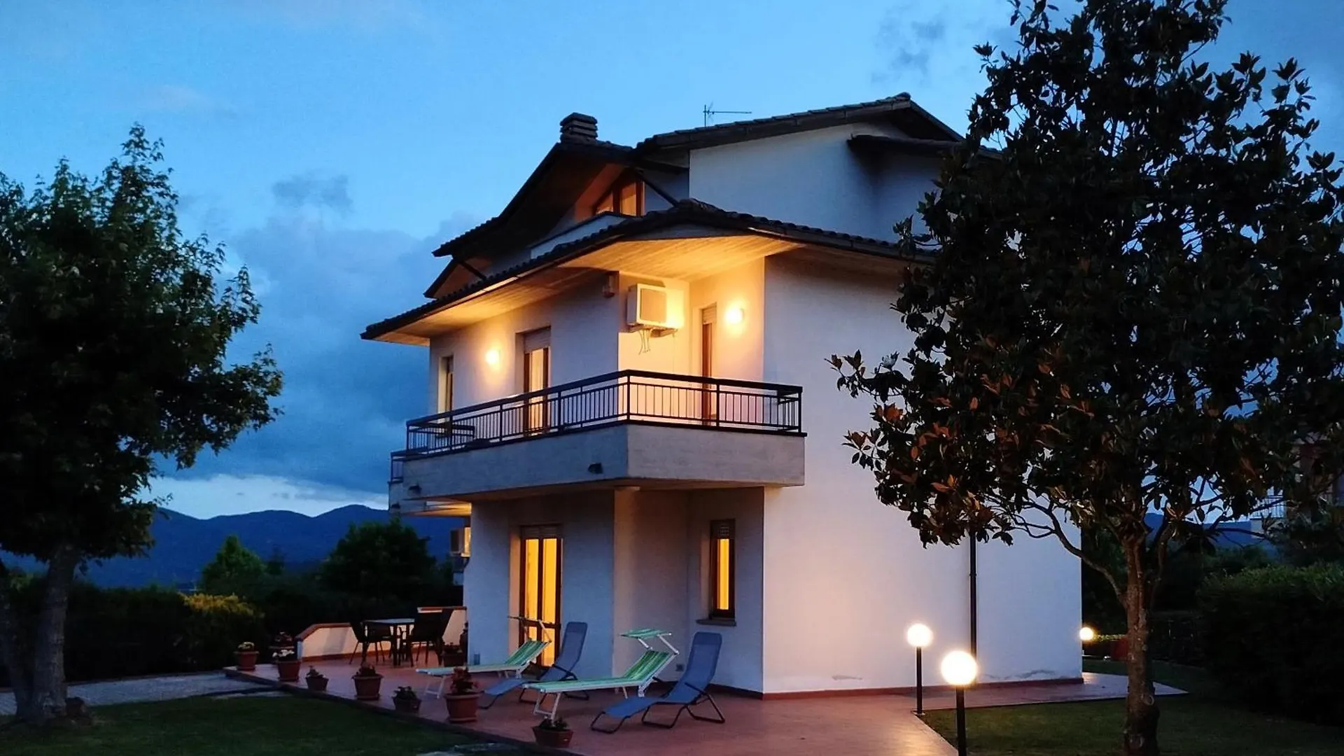 Casa Del Carmine Villa Anghiari 0*,